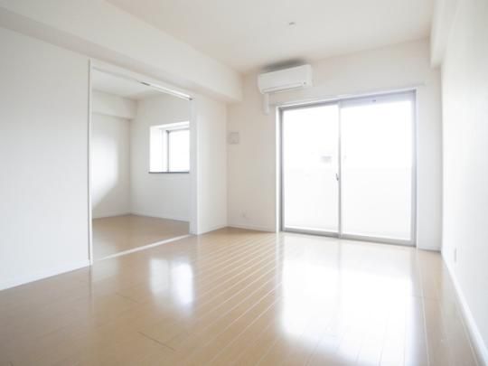 �y���̑��z�@���r���O