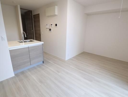 �y���̑��z�@���r���O