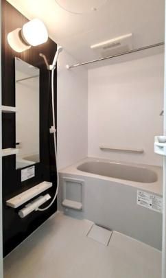 �y���̑��z�@�o�X�^�V�����[