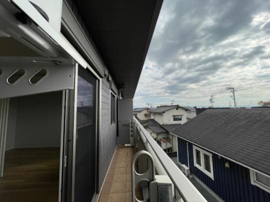 �y���̑��z�@�o���R�j�[