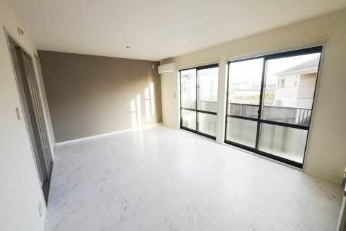 �y���̑��z�@���r���O