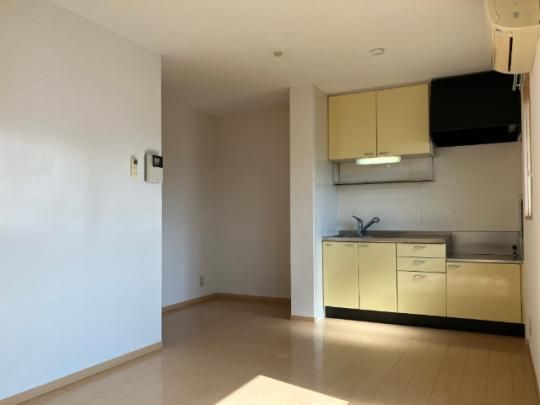 �y���̑��z�@���r���O