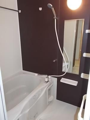 �y���̑��z�@�o�X�^�V�����[