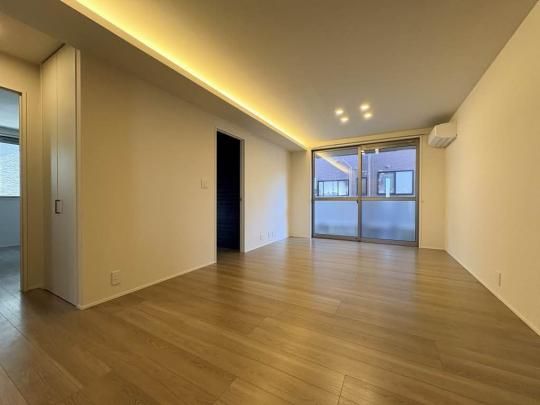 �y���̑��z�@���r���O