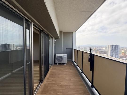 �y���̑��z�@�o���R�j�[