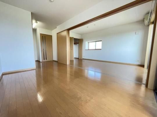 �y���̑��z�@���r���O