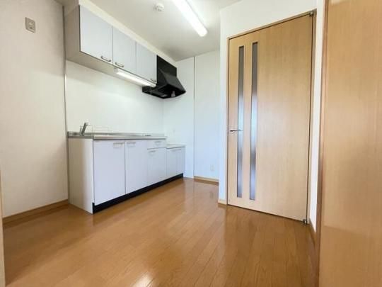 �y���̑��z�@�L�b�`��