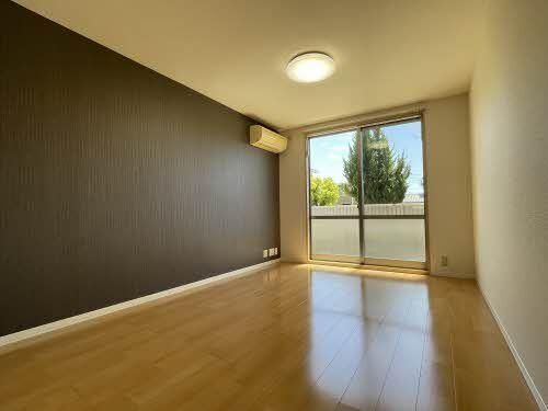 �y���̑��z�@���r���O