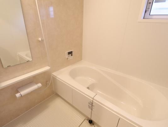 �y���̑��z�@�o�X�^�V�����[