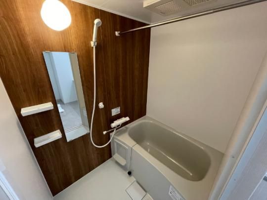 �y���̑��z�@�o�X�^�V�����[