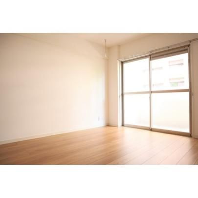 �y���̑��z�@���r���O