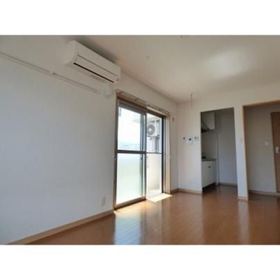 �y���̑��z�@���r���O