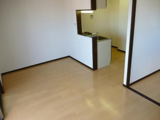 �y���̑��z�@���r���O