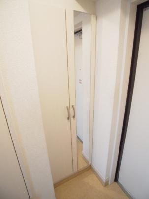 �y���̑��z�@���f�����[��