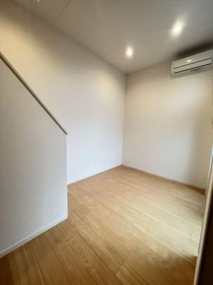 �y���̑��z�@���r���O