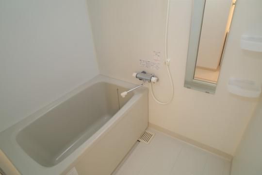 �y���̑��z�@�o�X�^�V�����[