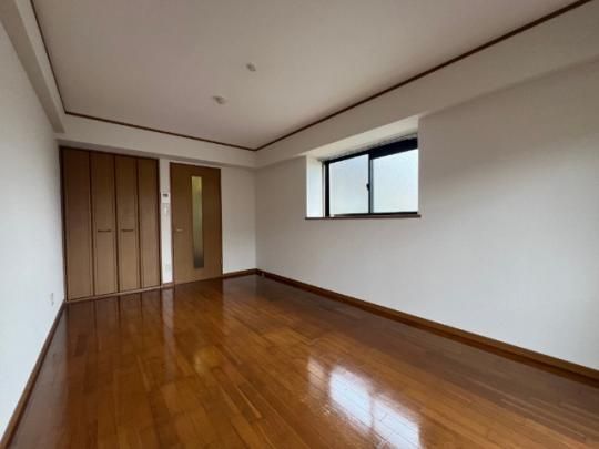 �y���̑��z�@���r���O