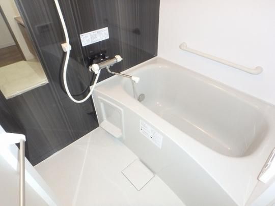 �y���̑��z�@�o�X�^�V�����[