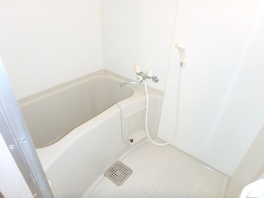 �y���̑��z�@�o�X�^�V�����[