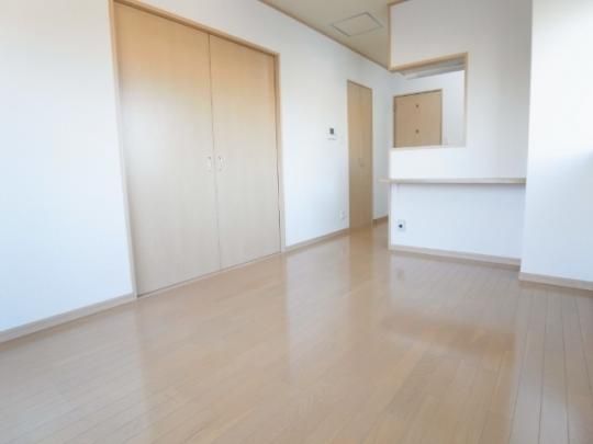 �y���̑��z�@���r���O