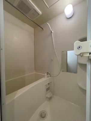 �y���̑��z�@�o�X�^�V�����[