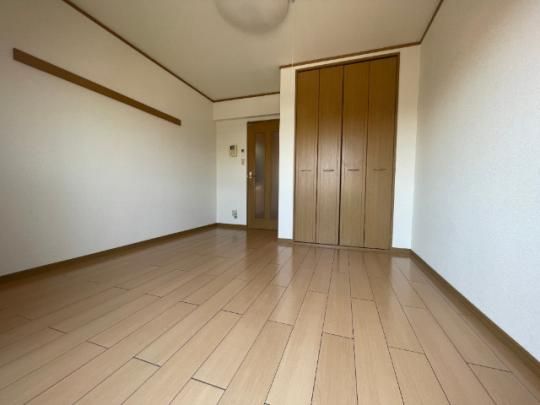 �y���̑��z�@���r���O