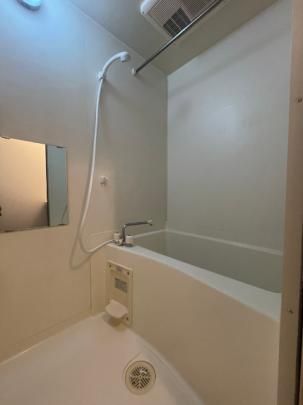 �y���̑��z�@�o�X�^�V�����[