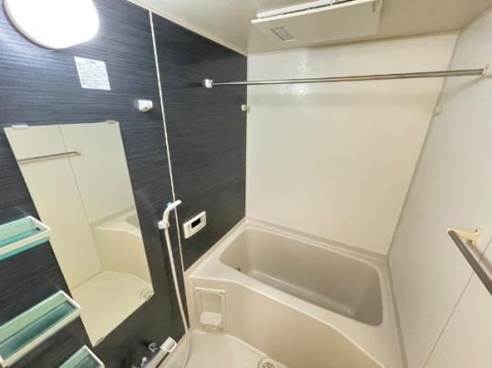 �y���̑��z�@�o�X�^�V�����[