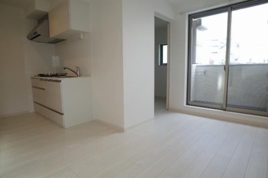 �y���̑��z�@���r���O