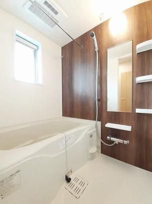 �y���̑��z�@�o�X�^�V�����[