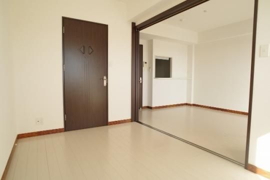 �y���̑��z�@���̑������E�X�y�[�X