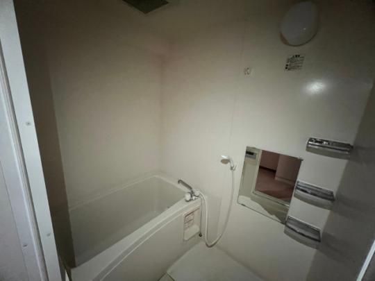 �y���̑��z�@�o�X�^�V�����[