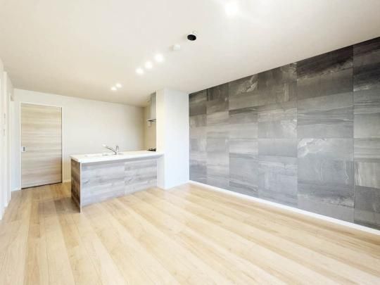 �y���̑��z�@���r���O