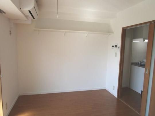 �y���̑��z�@���r���O