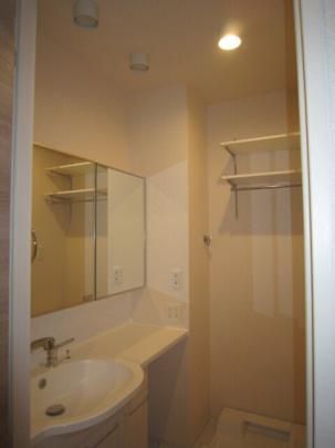 �y���̑��z�@���ʉ��ϑ�