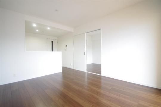 �y���̑��z�@���r���O