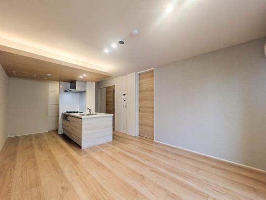 �y���̑��z�@���r���O